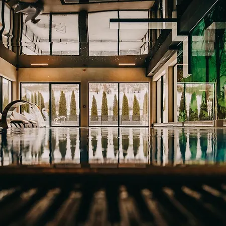Hotel Jurkowski Wellness & 3*
